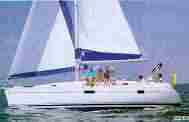 Beneteau 353 Sailing